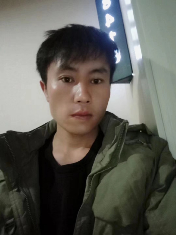 槑头槑脑的第一张照片--南宁相亲服务中心