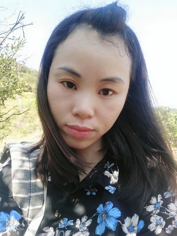 英英的第一张照片--南宁相亲服务中心