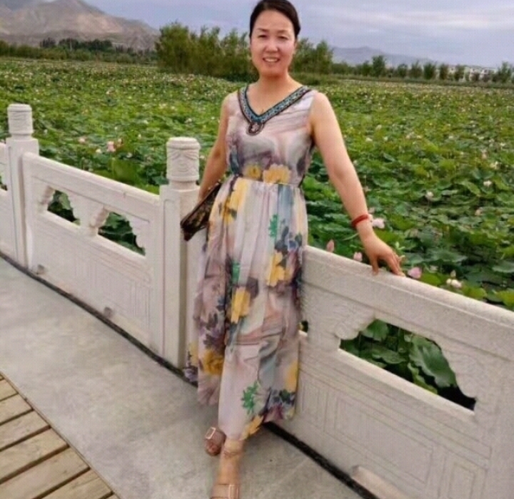 红叶的第一张照片--南宁相亲服务中心