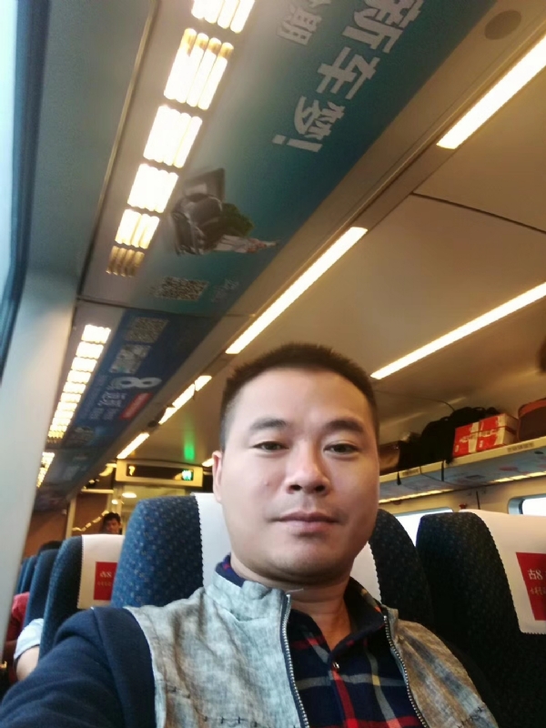 等爱的人的第一张照片--南宁相亲服务中心