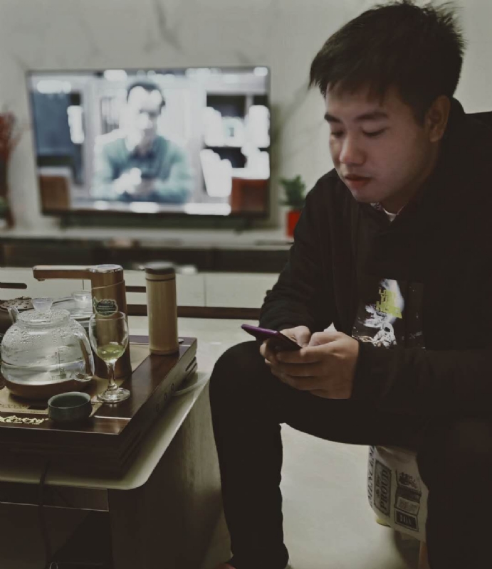 嗯今年能脱单吗的第一张照片--南宁相亲服务中心