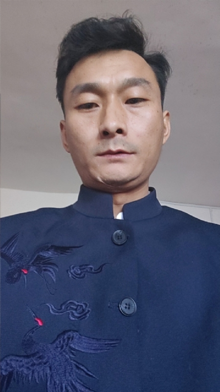 逆袭的小老鼠～龙long的第一张照片--南宁相亲服务中心