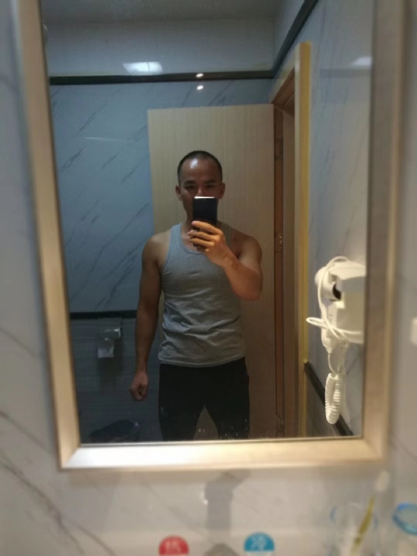 人道酬诚的第二张照片--南宁相亲服务中心