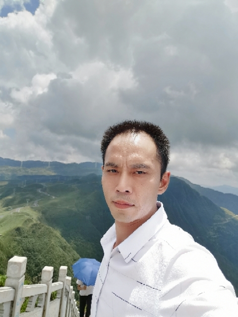 LXZ的第一张照片--南宁相亲服务中心