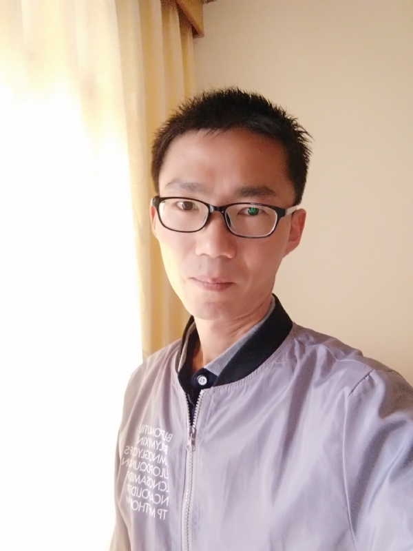 平凡的风的第二张照片--南宁相亲服务中心