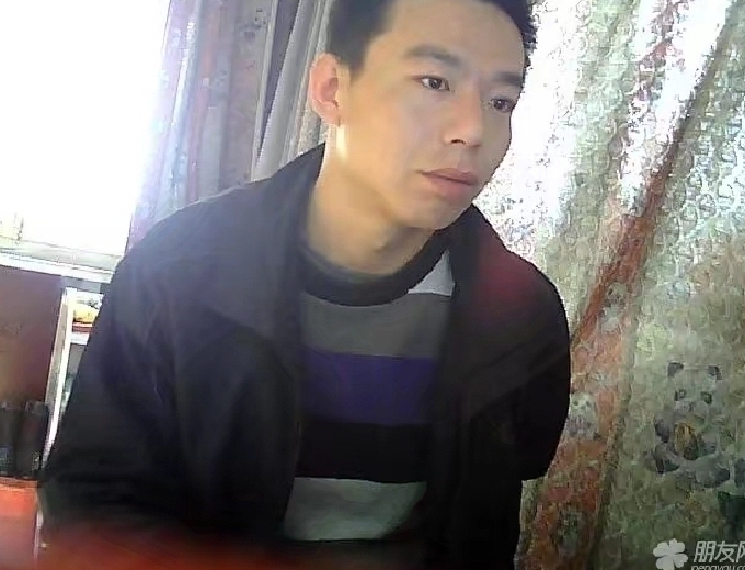 向钱奔跑的第一张照片--南宁相亲服务中心