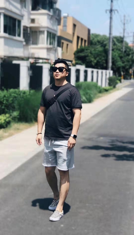 wanghong的第一张照片--南宁相亲服务中心