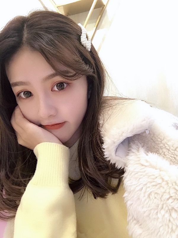 薇薇外送的第一张照片--南宁相亲服务中心