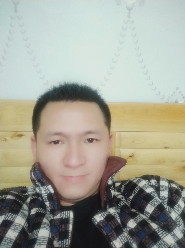 寻找一个真实的她的第一张照片--南宁相亲服务中心