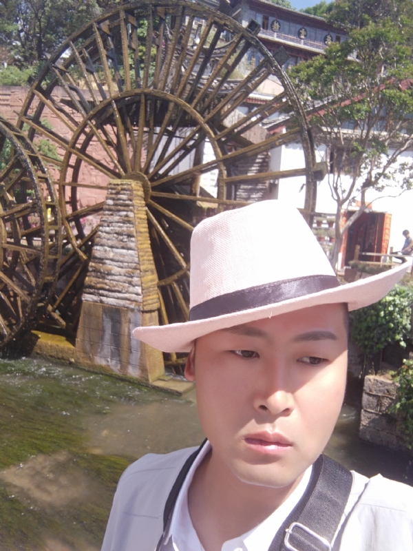 曲靖相亲的第一张照片--南宁相亲服务中心