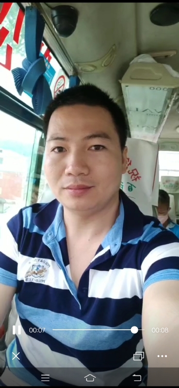 恋人未满的第一张照片--南宁相亲服务中心