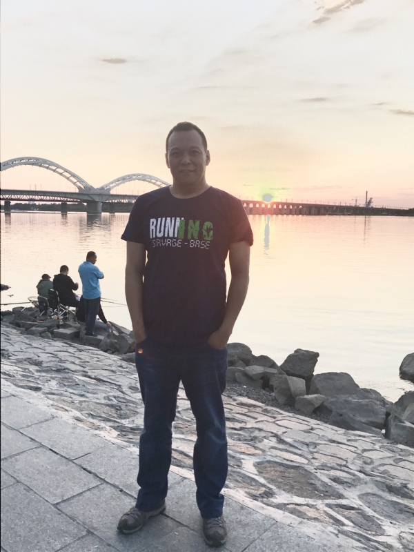 海天一色的第一张照片--南宁相亲服务中心