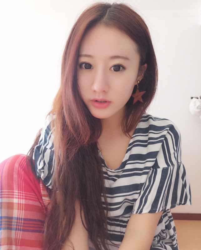 妮妮的第二张照片--南宁相亲服务中心