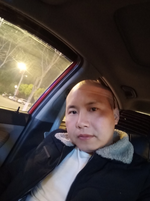 平平淡淡的第二张照片--南宁相亲服务中心