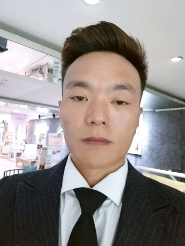 醉酒的蝴蝶的第一张照片--南宁相亲服务中心