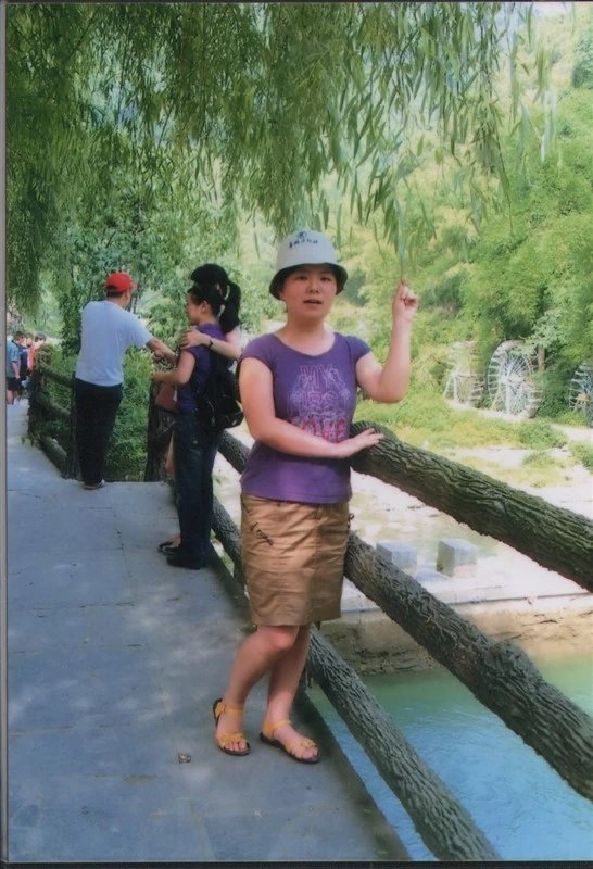 小家碧玉19的第一张照片--南宁相亲服务中心