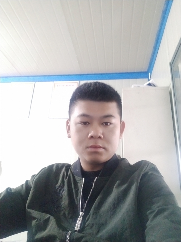 少校的第一张照片--南宁相亲服务中心