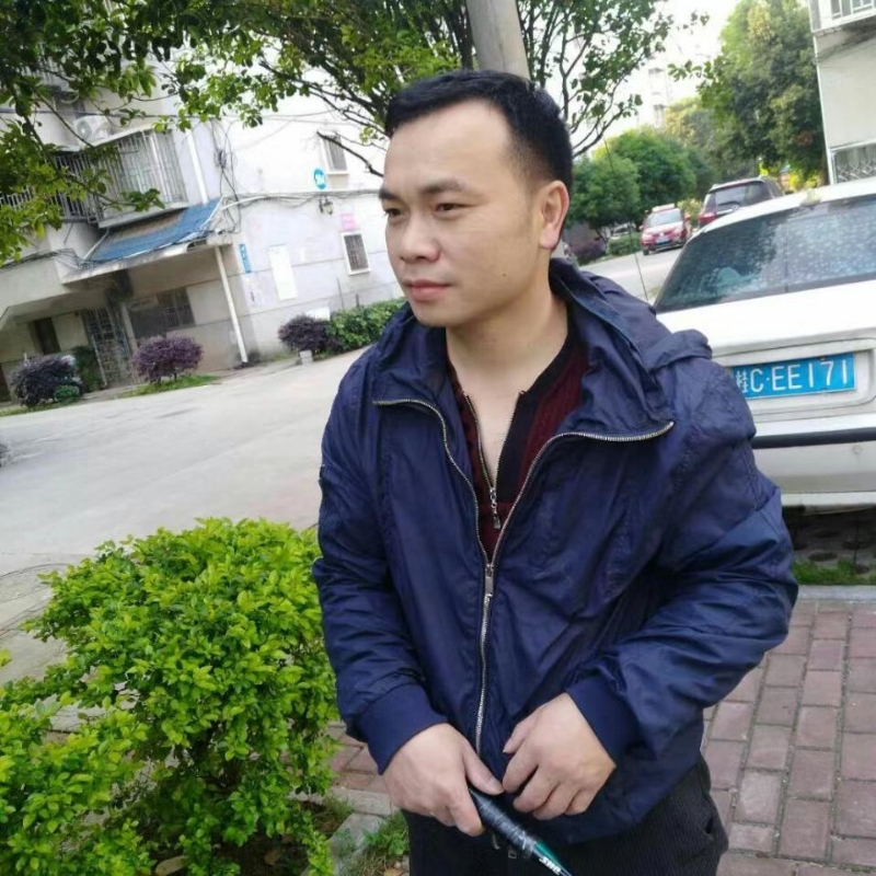 灰色足迹的第一张照片--南宁相亲服务中心