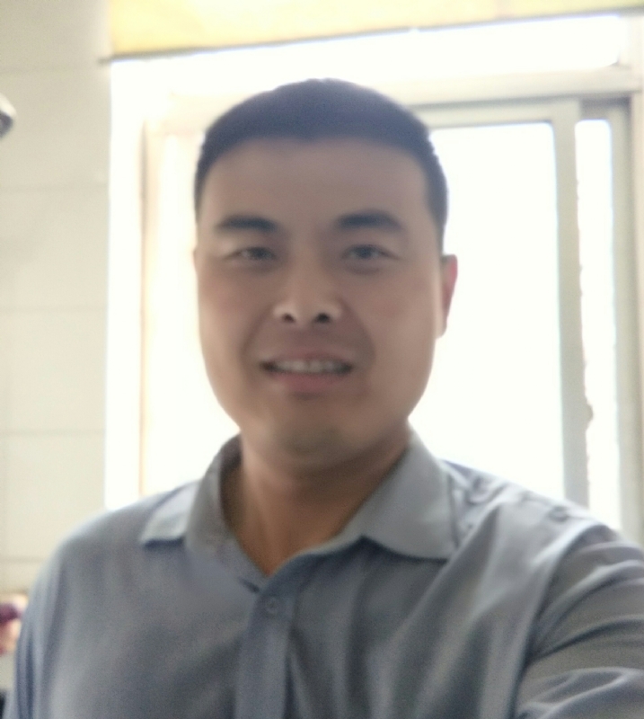 李伟的第一张照片--南宁相亲服务中心