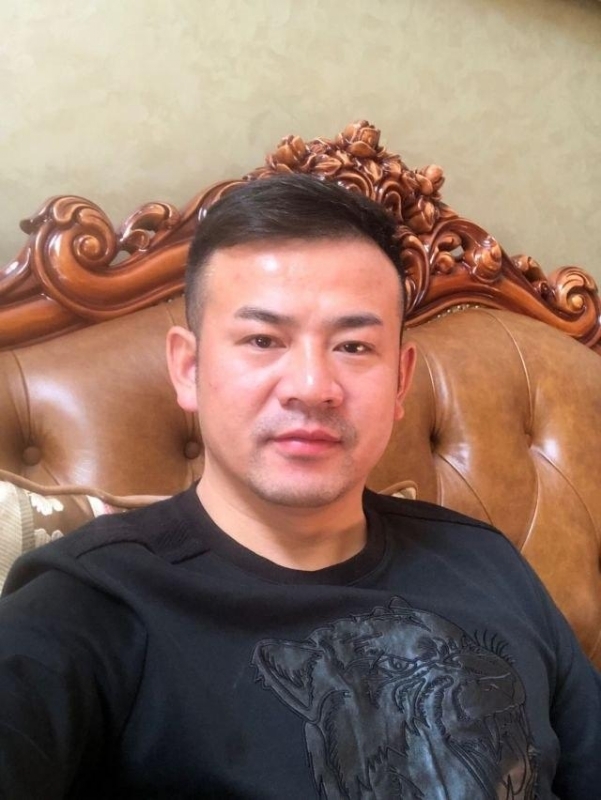 治国的第一张照片--南宁相亲服务中心