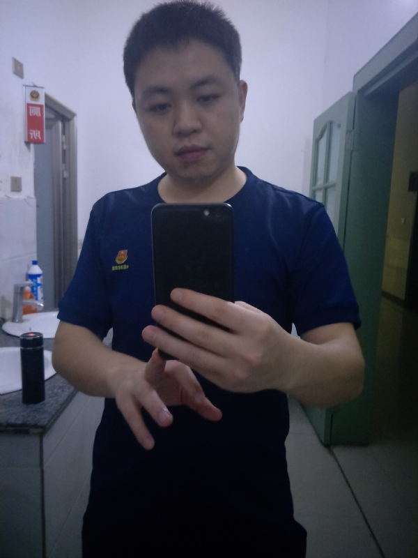 訫尘的第一张照片--南宁相亲服务中心