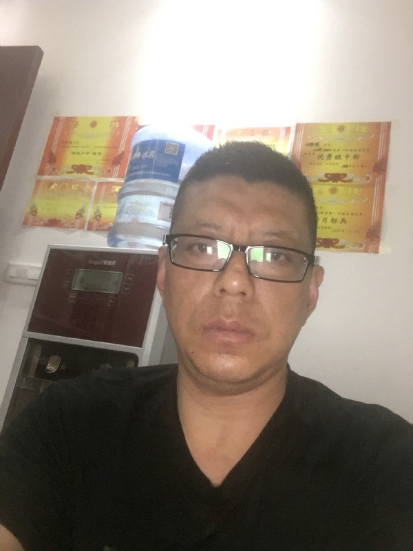 牵手的第一张照片--南宁相亲服务中心