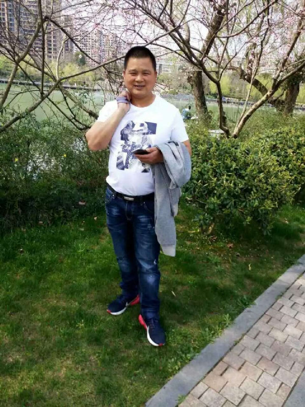 纯爷们的第一张照片--南宁相亲服务中心