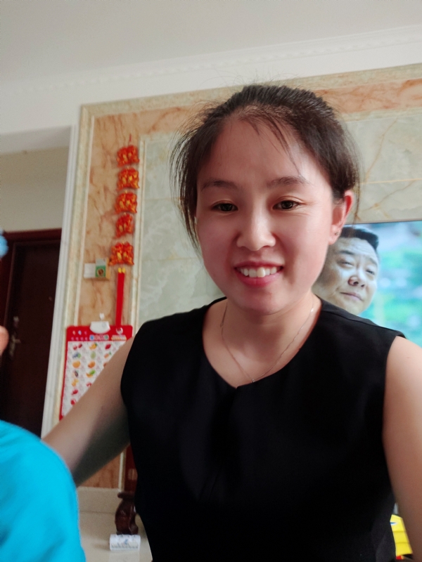 睿智的第一张照片--南宁相亲服务中心