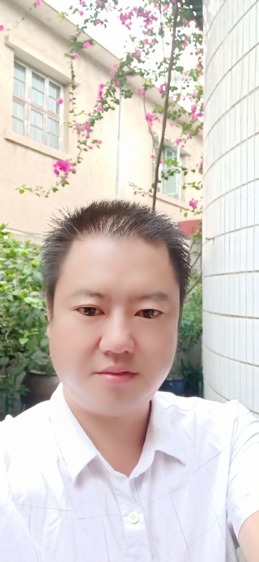 陈欢翔的第一张照片--南宁相亲服务中心