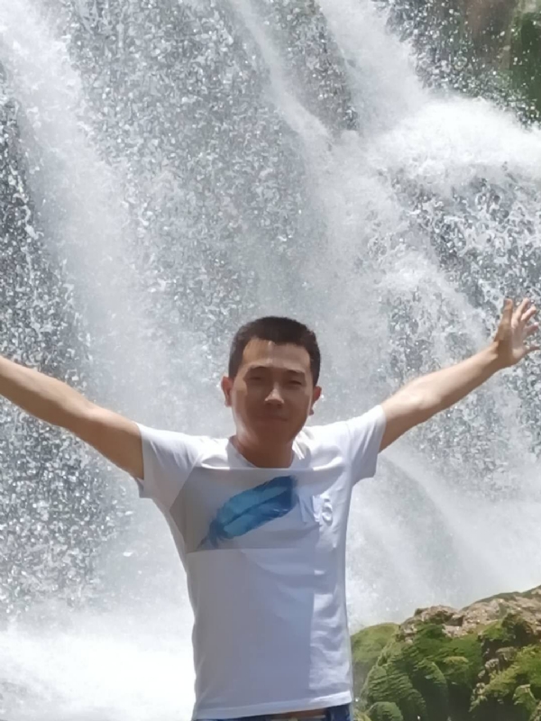 挪威森林的第一张照片--南宁相亲服务中心