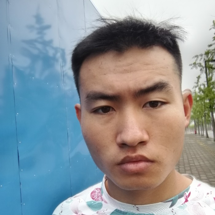 爱一个哦的第一张照片--南宁相亲服务中心