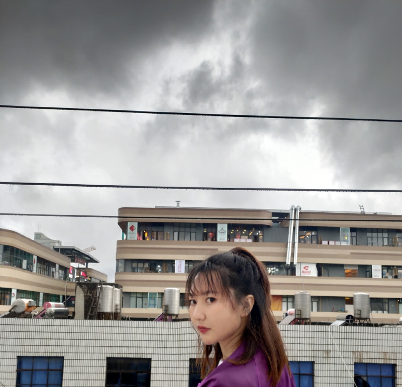 李家小姐的第三张照片--南宁相亲服务中心