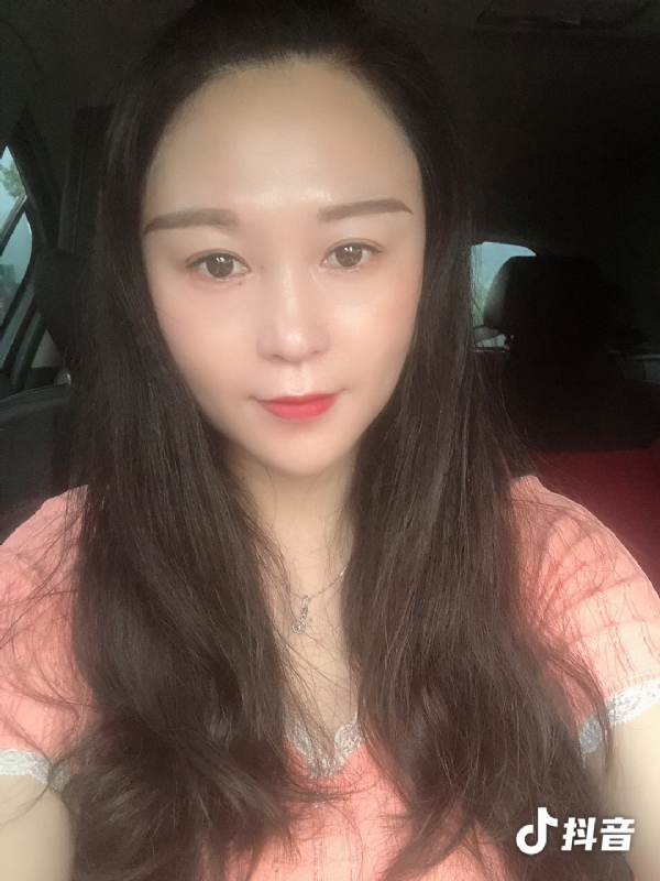 云云的第一张照片--南宁相亲服务中心