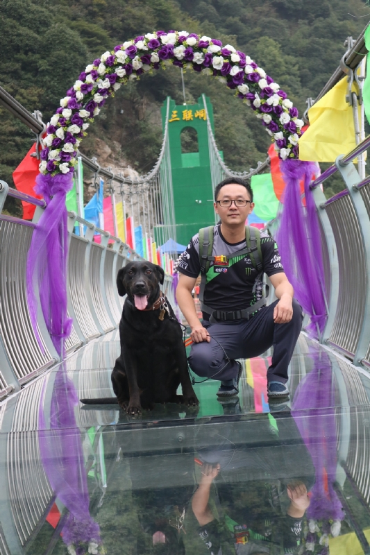 离人的第一张照片--南宁相亲服务中心