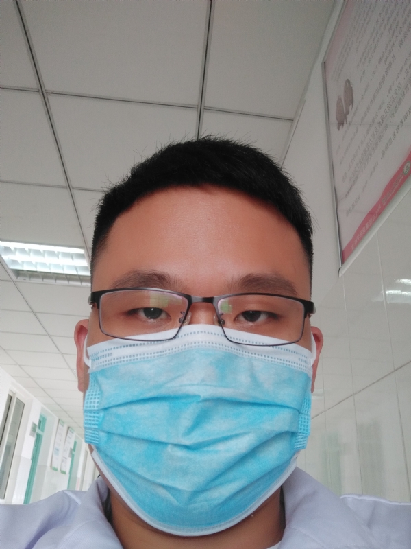 风轻云淡的第一张照片--南宁相亲服务中心