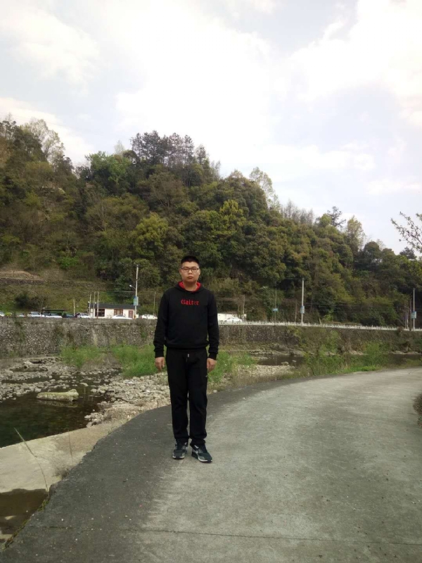 等着上钩的鱼的第一张照片--南宁相亲服务中心