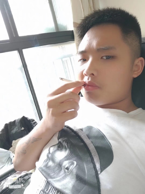 比比曾_的第三张照片--南宁相亲服务中心