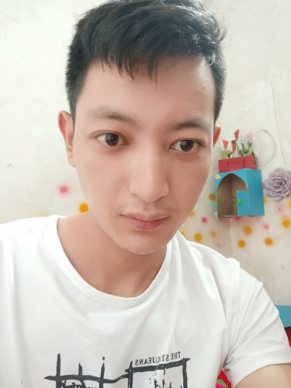 孙裕佳的第二张照片--南宁相亲服务中心