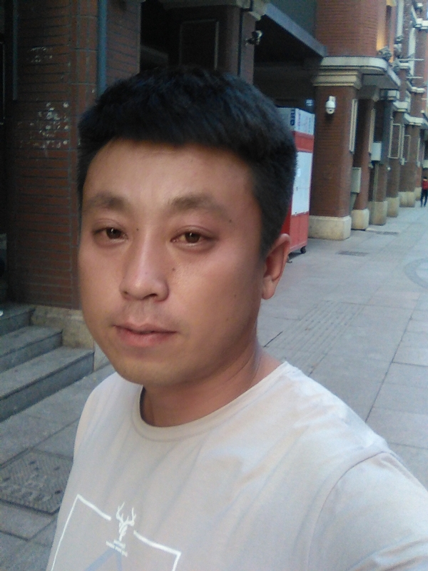 冰冷的心的第一张照片--南宁相亲服务中心