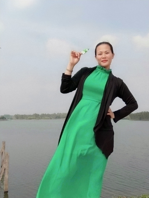 李梅的第二张照片--南宁相亲服务中心