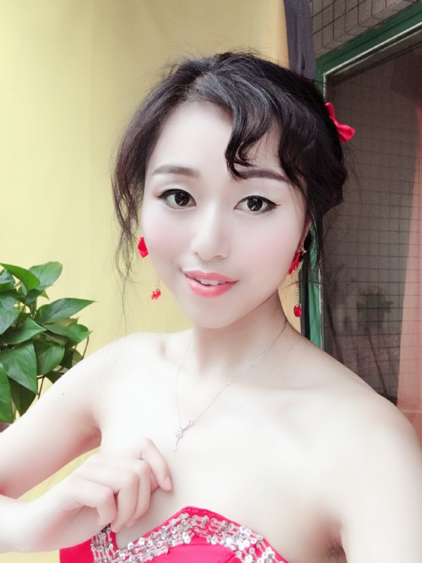 薇薇的第一张照片--南宁相亲服务中心