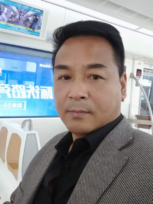 雪豹的第二张照片--南宁相亲服务中心