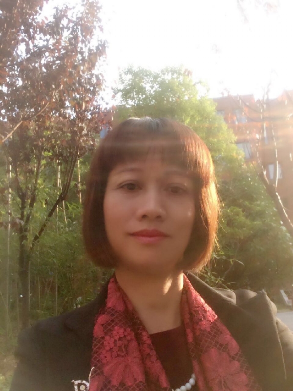 张馨方的第一张照片--南宁相亲服务中心