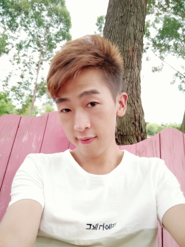 一觉睡到小时候的第二张照片--南宁相亲服务中心