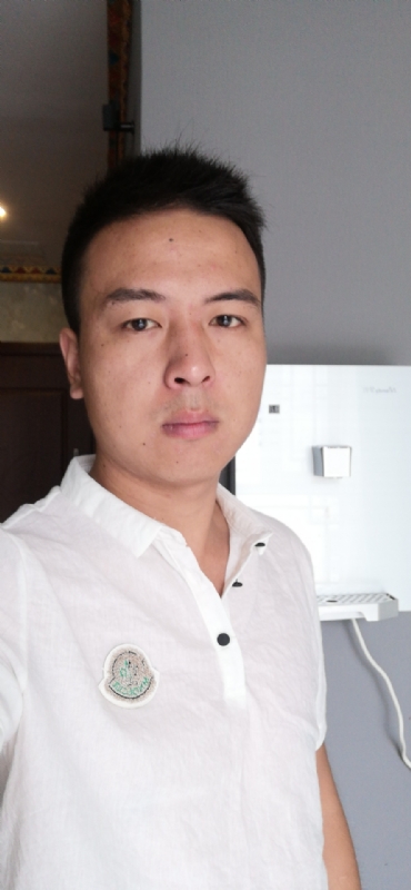 与卿共舞的第一张照片--南宁相亲服务中心