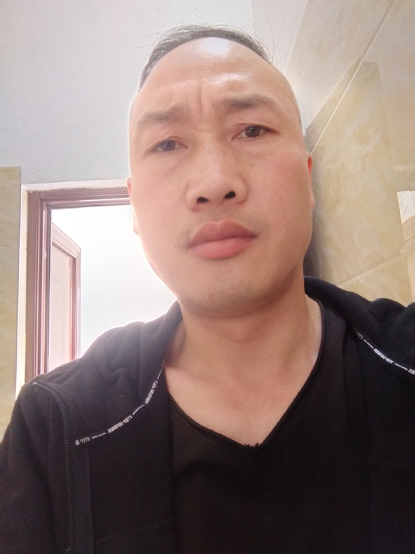 猴哥的第二张照片--南宁相亲服务中心