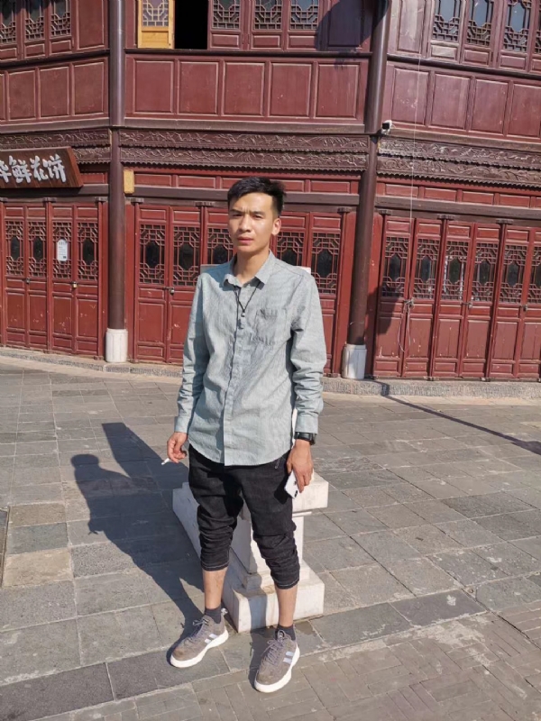 刘方的第一张照片--南宁相亲服务中心