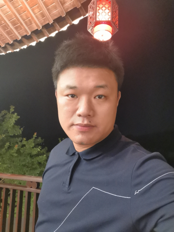 耿直boy的第一张照片--南宁相亲服务中心