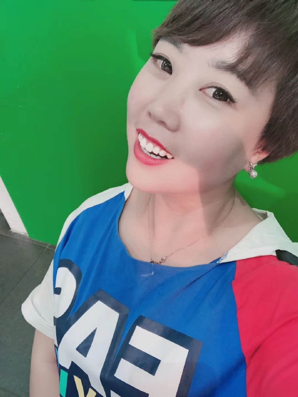 青青子衿的第一张照片--南宁相亲服务中心