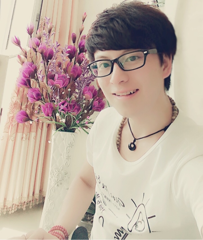 半°的第三张照片--南宁相亲服务中心